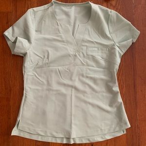 Rare Jaanuu scrub set in sage color - worn once